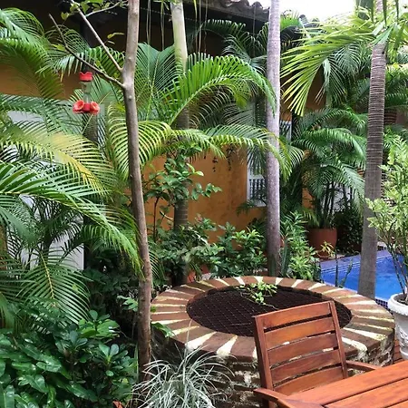 Colonial With Private Pool 7br In Old Town Сasa de vacaciones