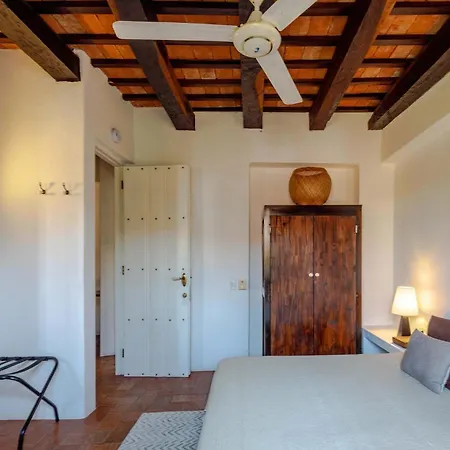 Colonial With Private Pool 7br In Old Town Сasa de vacaciones *