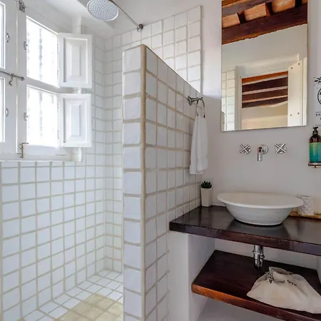 Colonial With Private Pool 7br In Old Town * Cartagena
