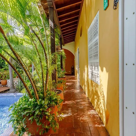 Сasa de vacaciones Colonial With Private Pool 7br In Old Town