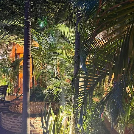 Сasa de vacaciones Colonial With Private Pool 7br In Old Town Cartagena