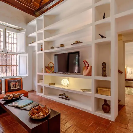 Сasa de vacaciones Colonial With Private Pool 7br In Old Town